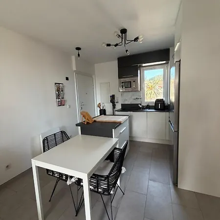 Apartment Entre Cannes Et Antibes *
