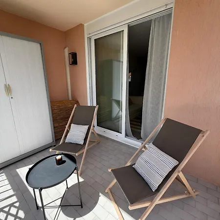 Entre Cannes Et Antibes Vallauris